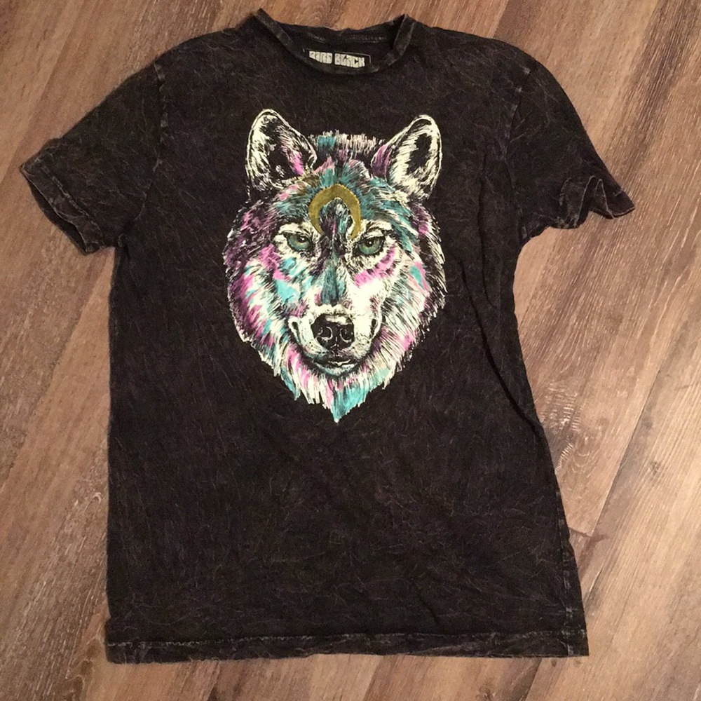 Wolf t-shirt